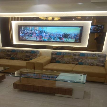 Csjs Inn By Krishna Group Of Hotels Amritsar Exteriör bild